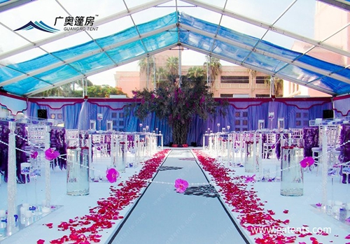 為何婚慶宴會(huì)篷房會(huì)成為城市與農(nóng)村喜宴的主流建筑？